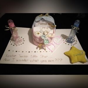 Gender Reveal diaper bassinet